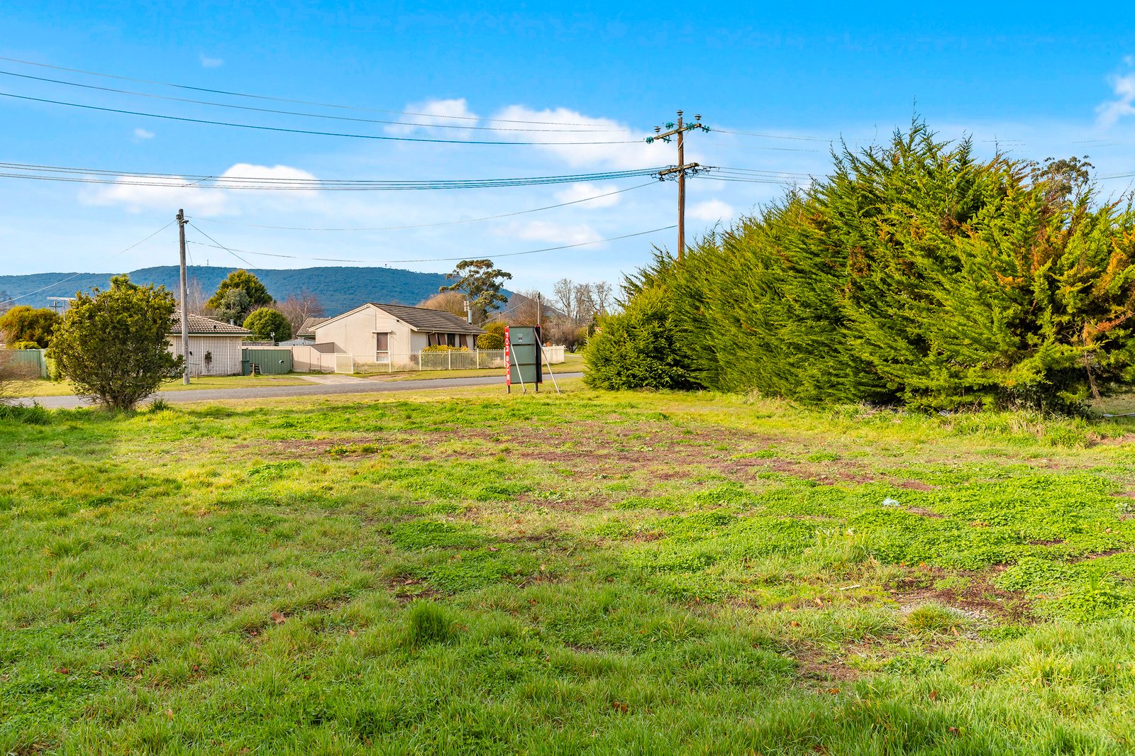 Real Estate and Property in 9 Duffy Street, Woodend, VIC