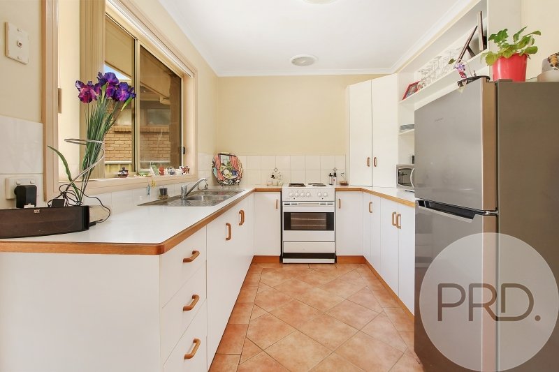 9 Dwyer Crescent BELLBRIDGE 5