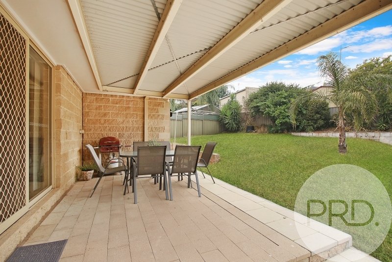 9 Dwyer Crescent BELLBRIDGE 9