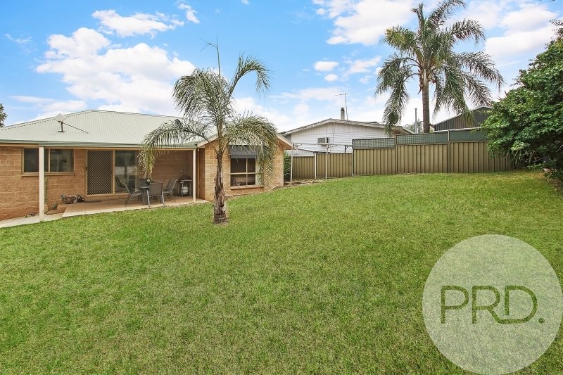 9 Dwyer Crescent BELLBRIDGE 10