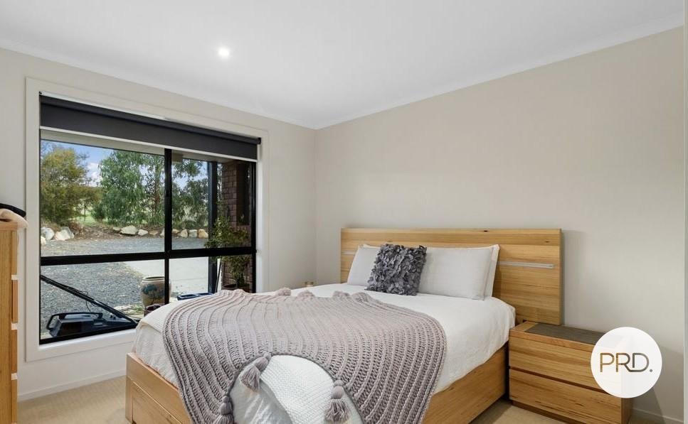 9 Dylan Street BRIGHTON 7