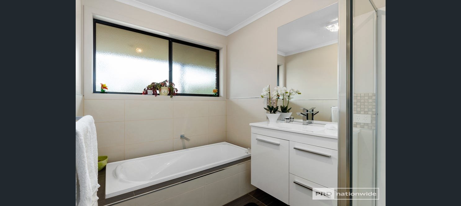 9 Dylan Street BRIGHTON 6