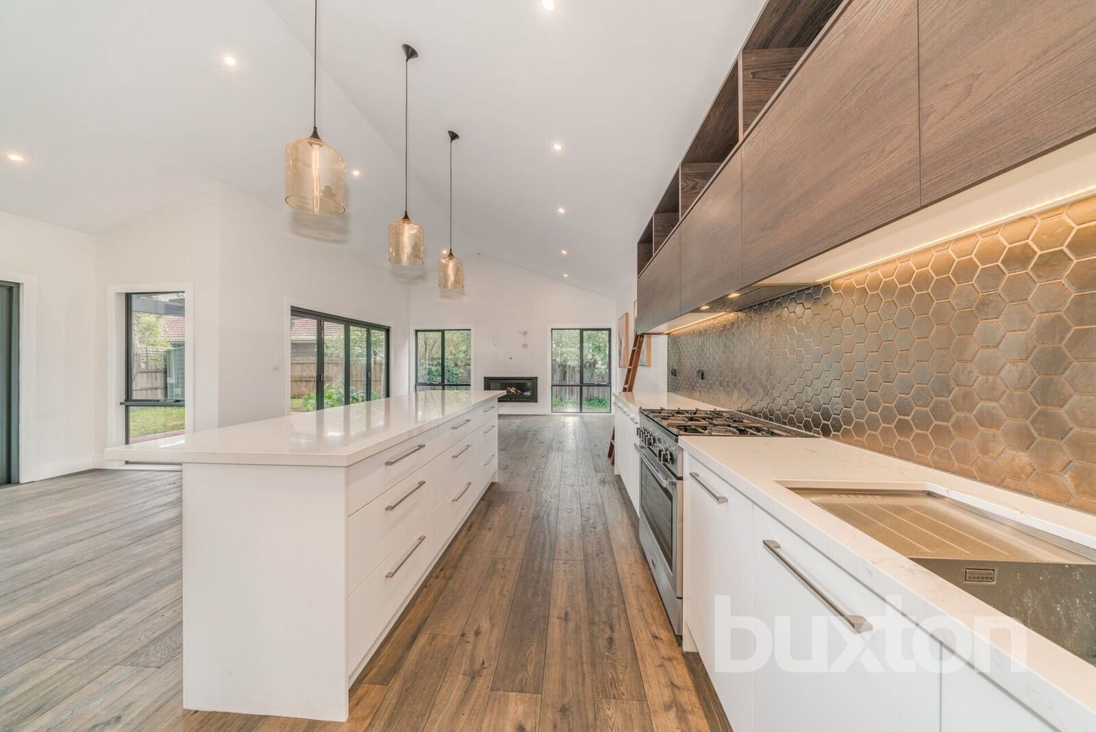 Gallery: 9 Eagland Road