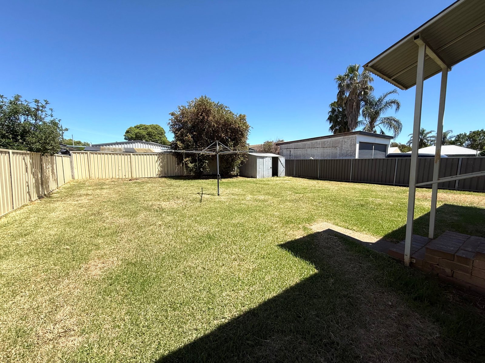 9 Edith Street TAMWORTH 8