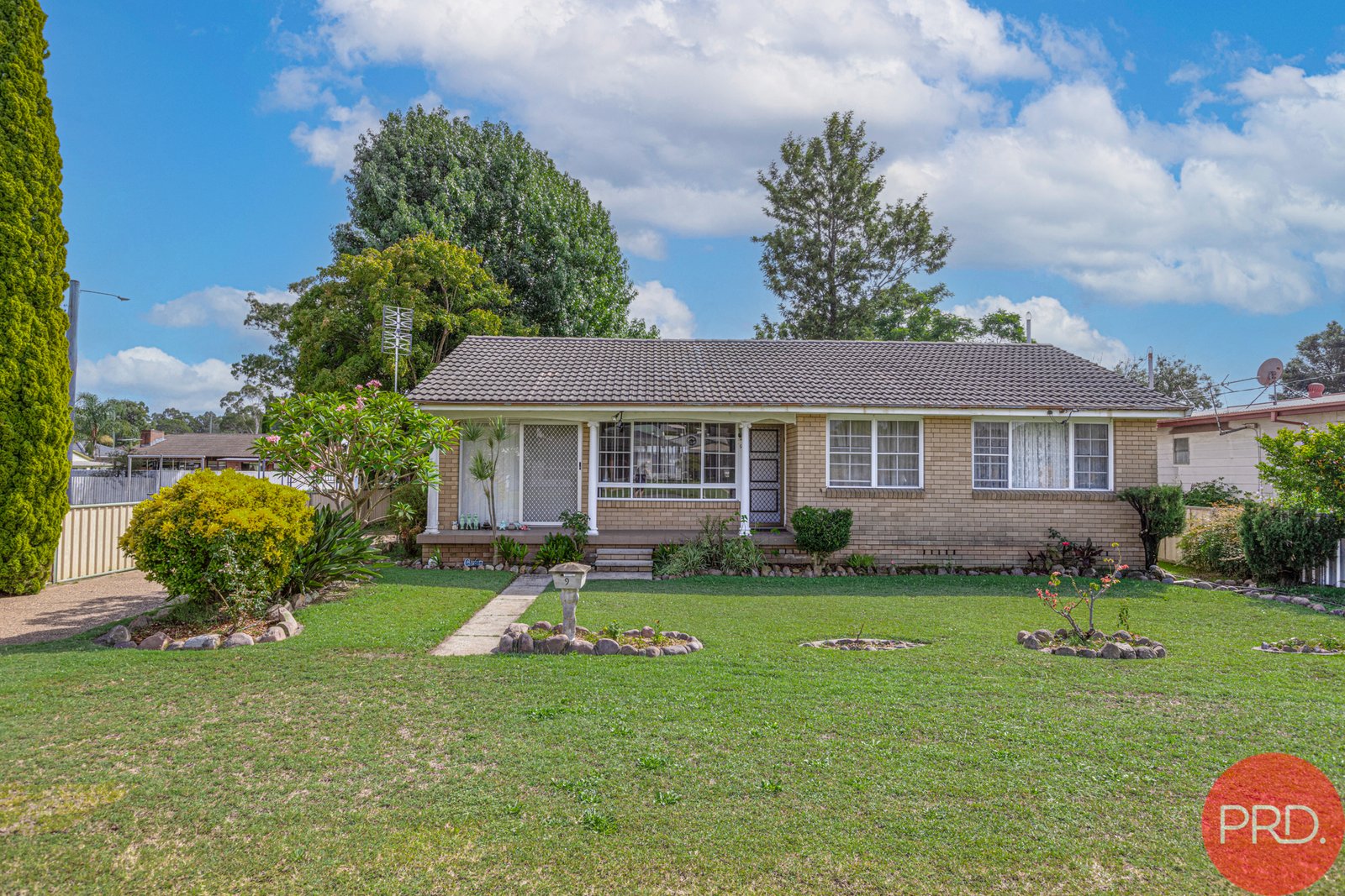 9 Eighth Street WESTON 19