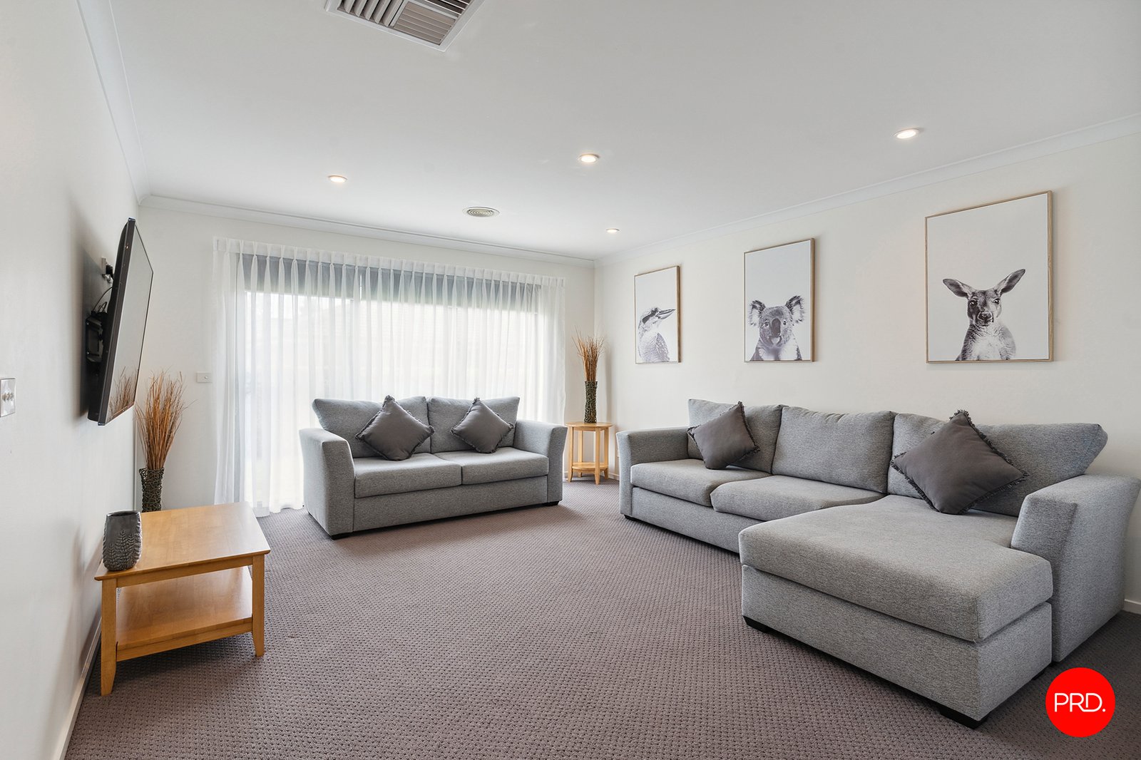 9 Elandra Drive ASCOT 4