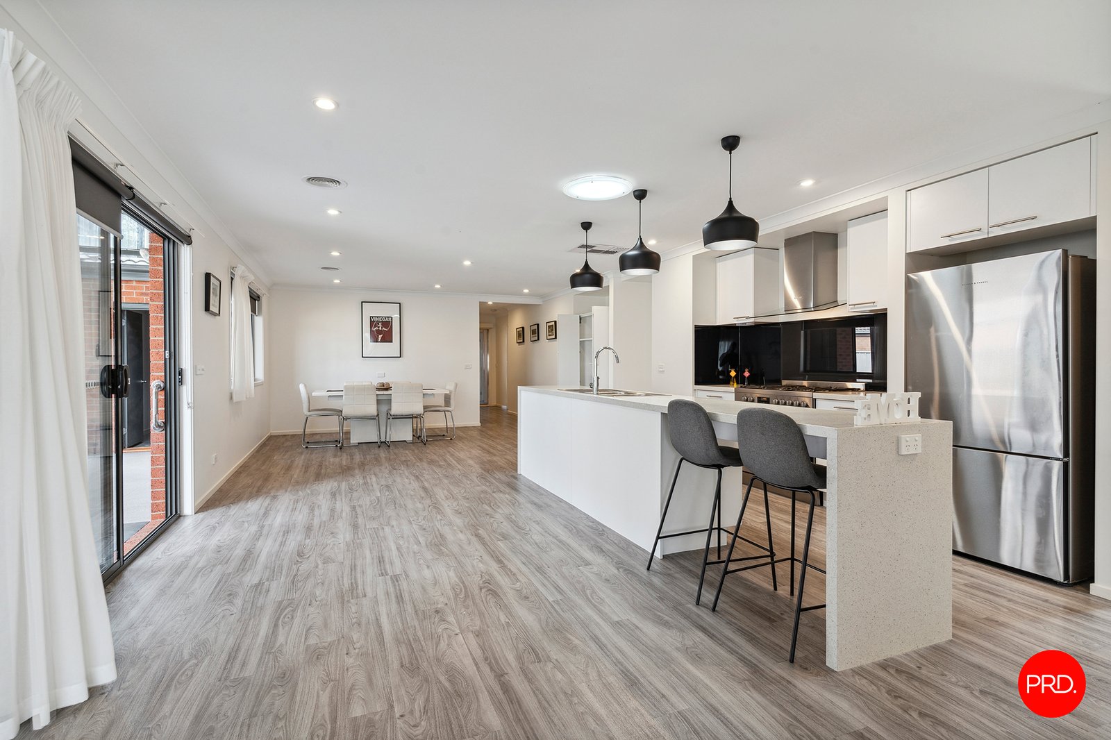 9 Elandra Drive ASCOT 8