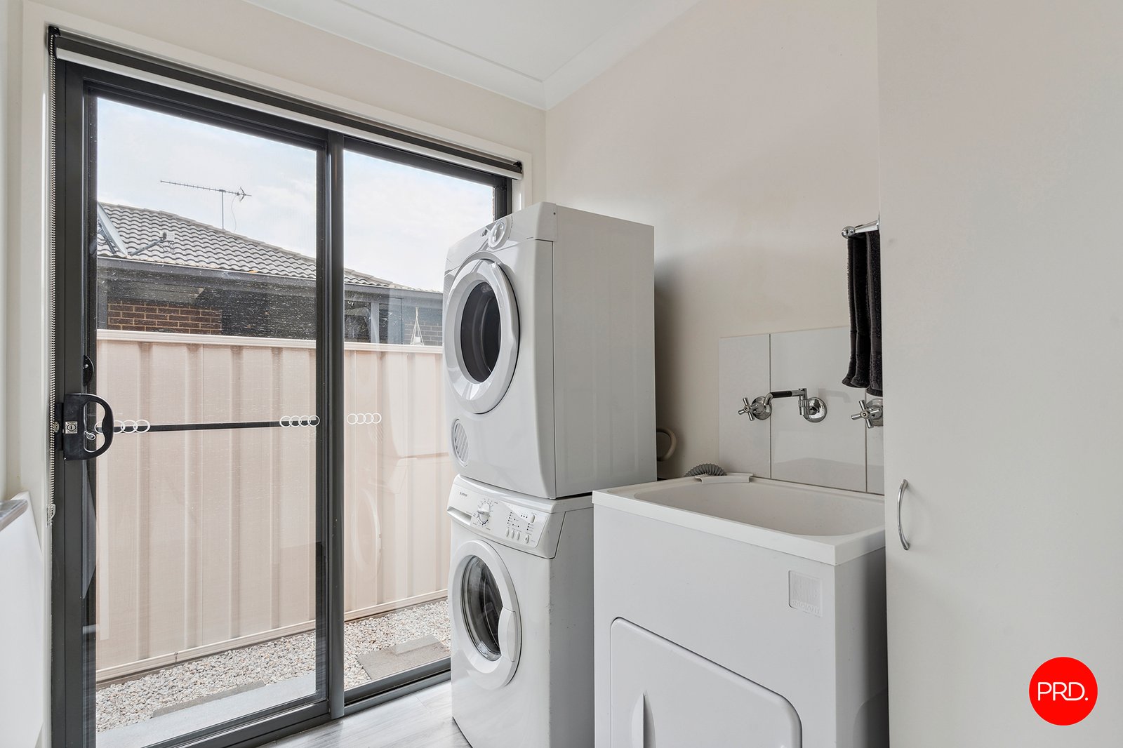 9 Elandra Drive ASCOT 16