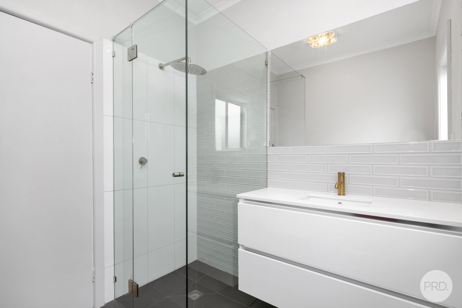 9 Elizabeth Road CRESWICK 8