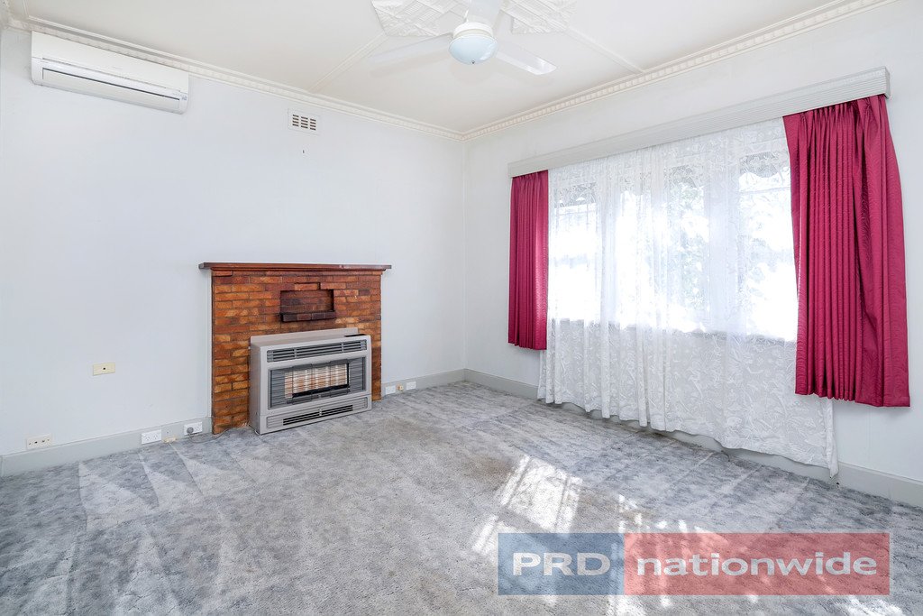 9 Elizabeth Road CRESWICK 3