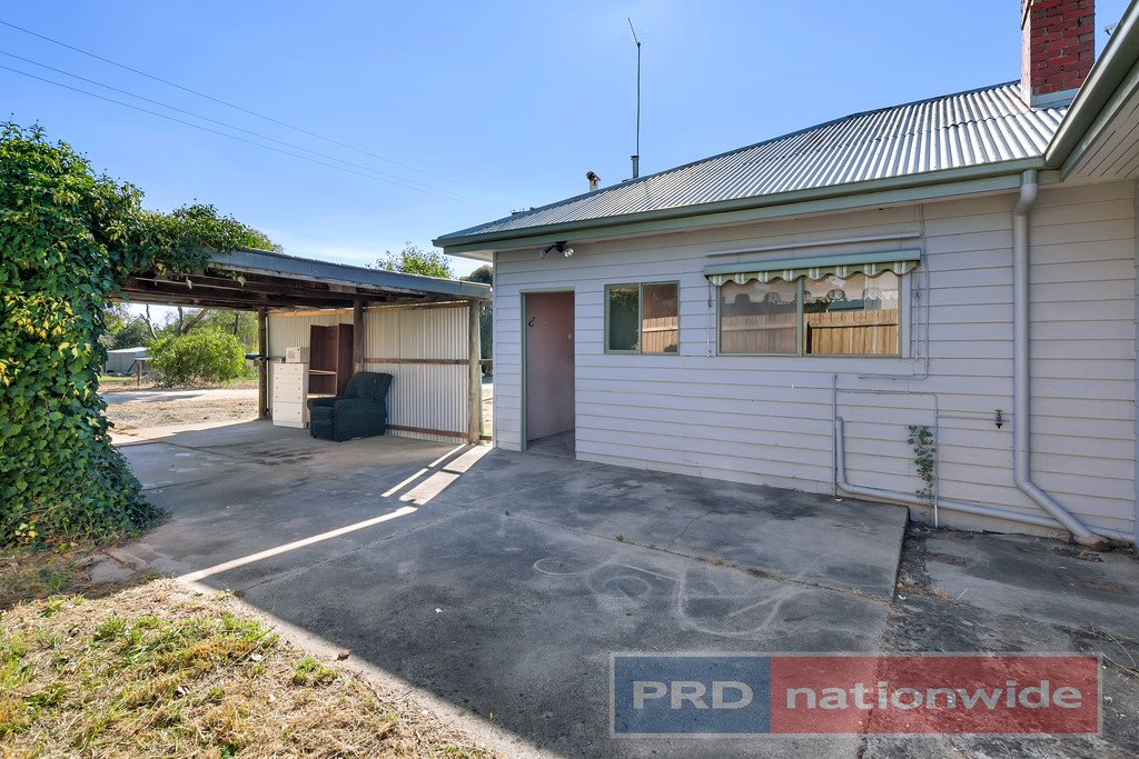 9 Elizabeth Road CRESWICK 9