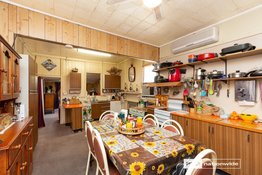 9 Elizabeth Street TAMWORTH 2