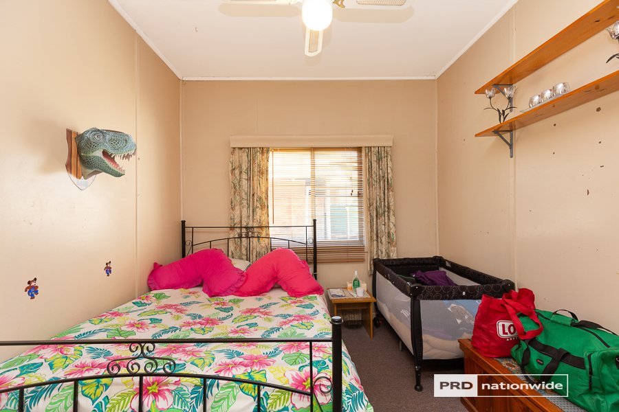 9 Elizabeth Street TAMWORTH 6