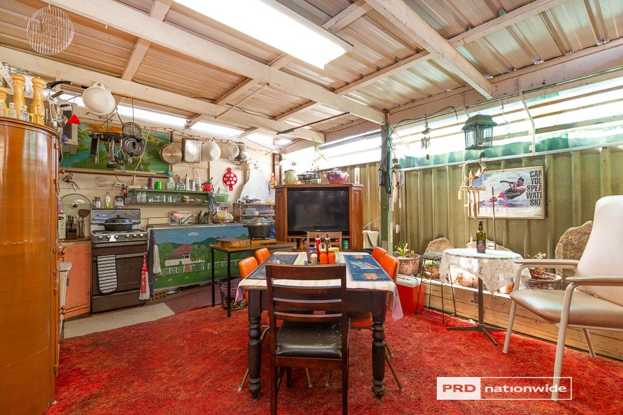 9 Elizabeth Street TAMWORTH 8