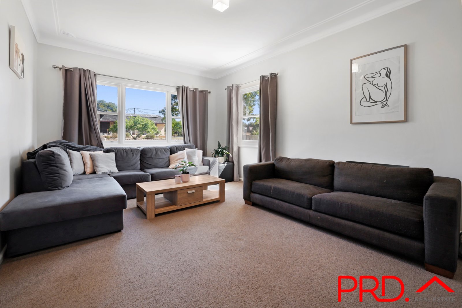 9 Elm Street TAMWORTH 3