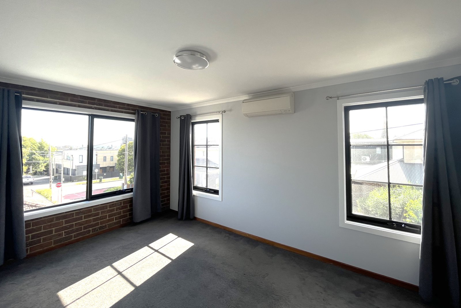 Gallery: 9 Emerald Street