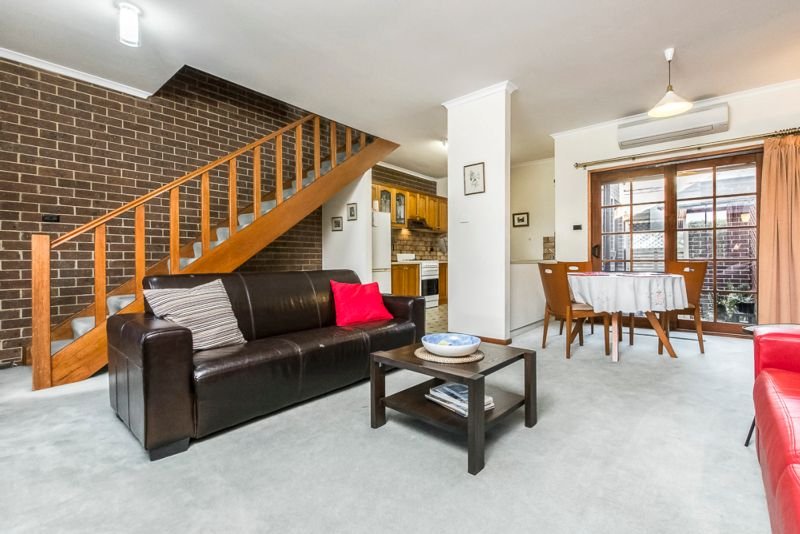 Gallery: 9 Emerald Street