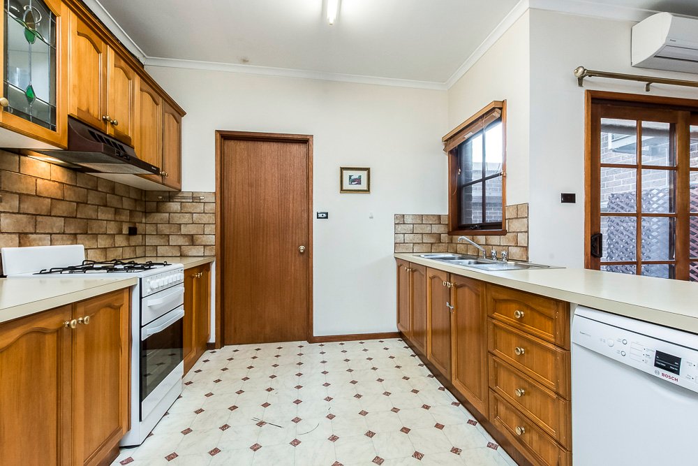 Gallery: 9 Emerald Street