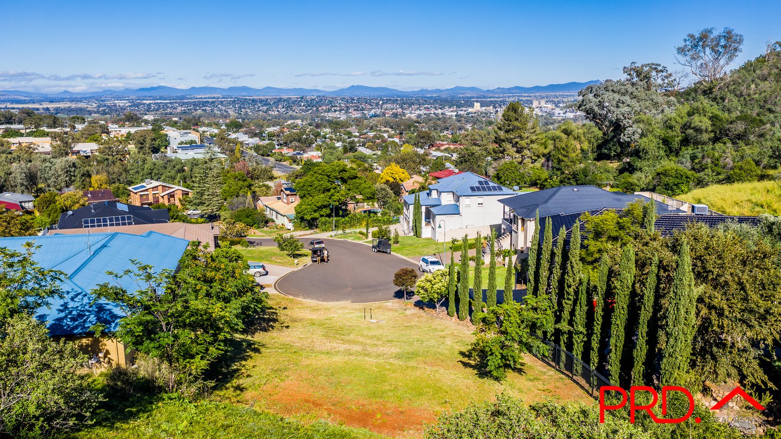 9 Errol Place TAMWORTH 5