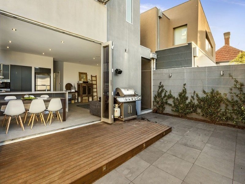 Gallery: 9 Erskine Street