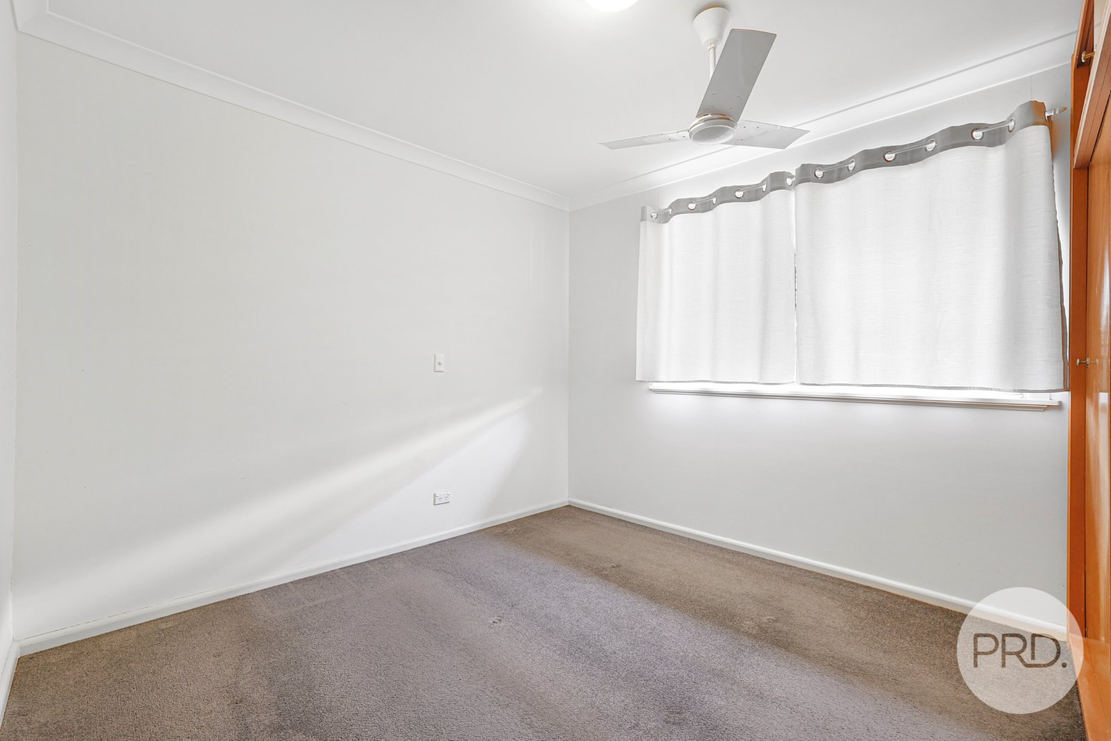 9 Erwin Street TAMWORTH 12