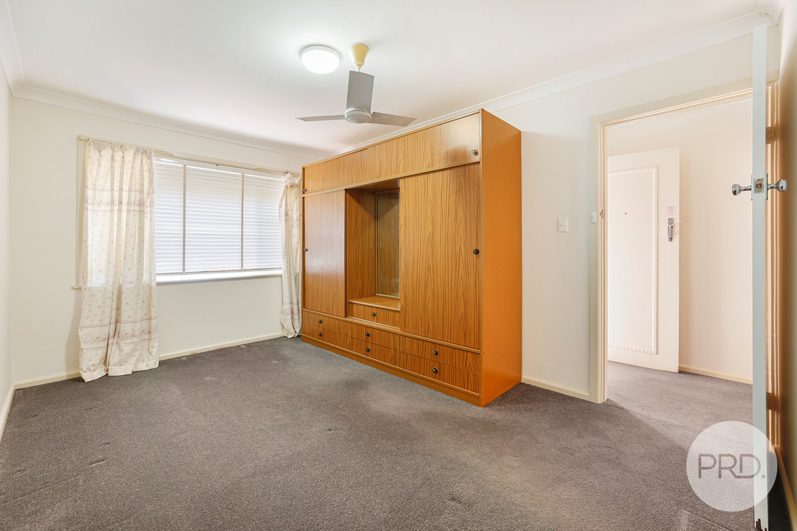 9 Erwin Street TAMWORTH 15