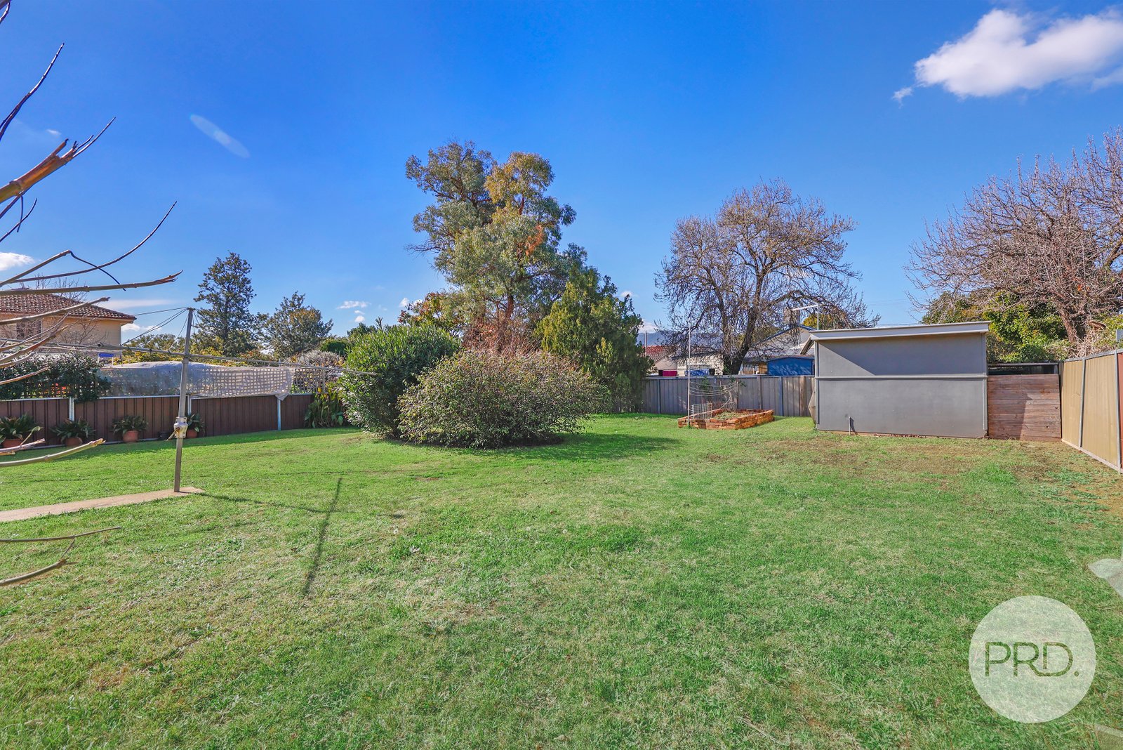 9 Erwin Street TAMWORTH 19