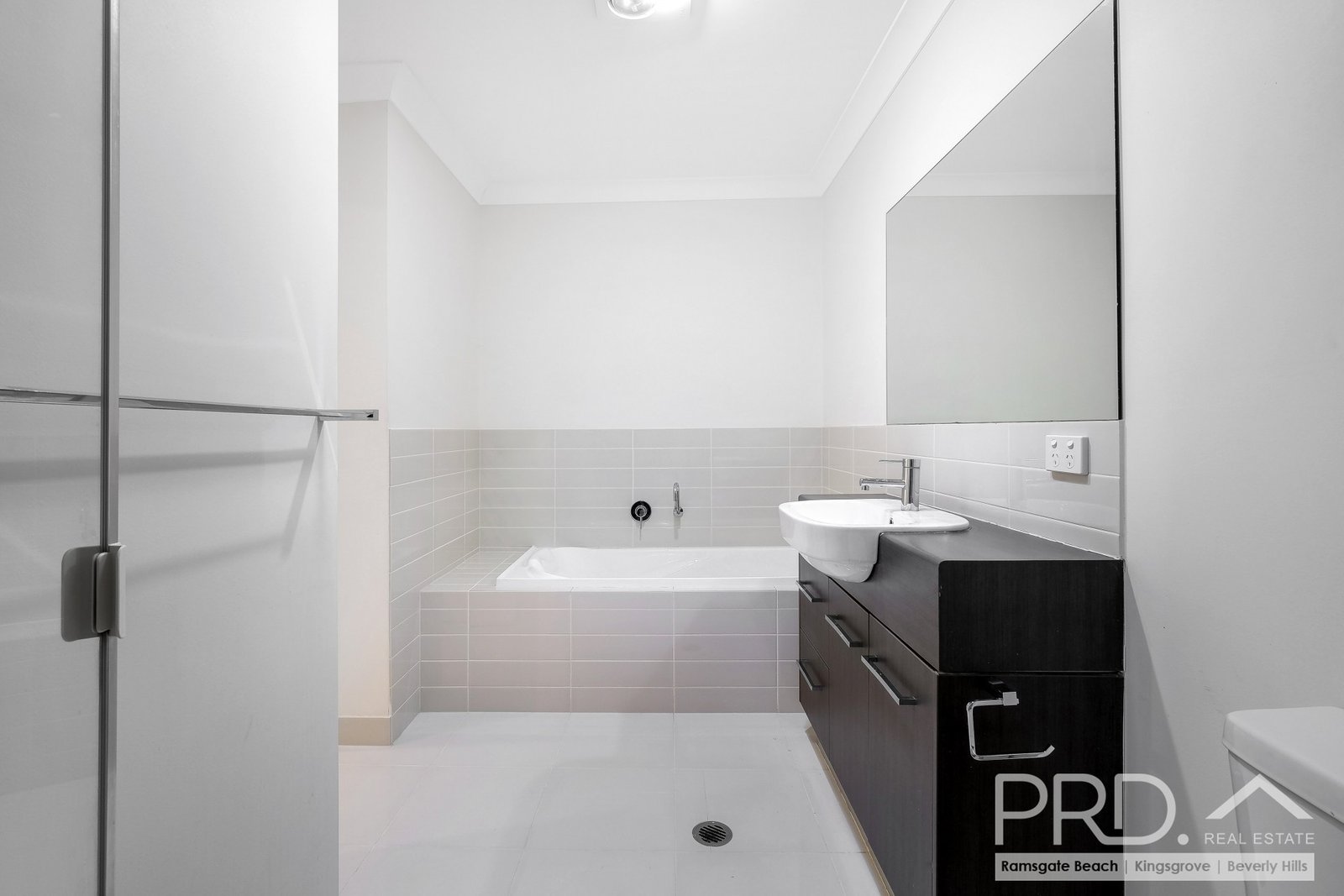 9 Esme Lane Parade NARWEE 6