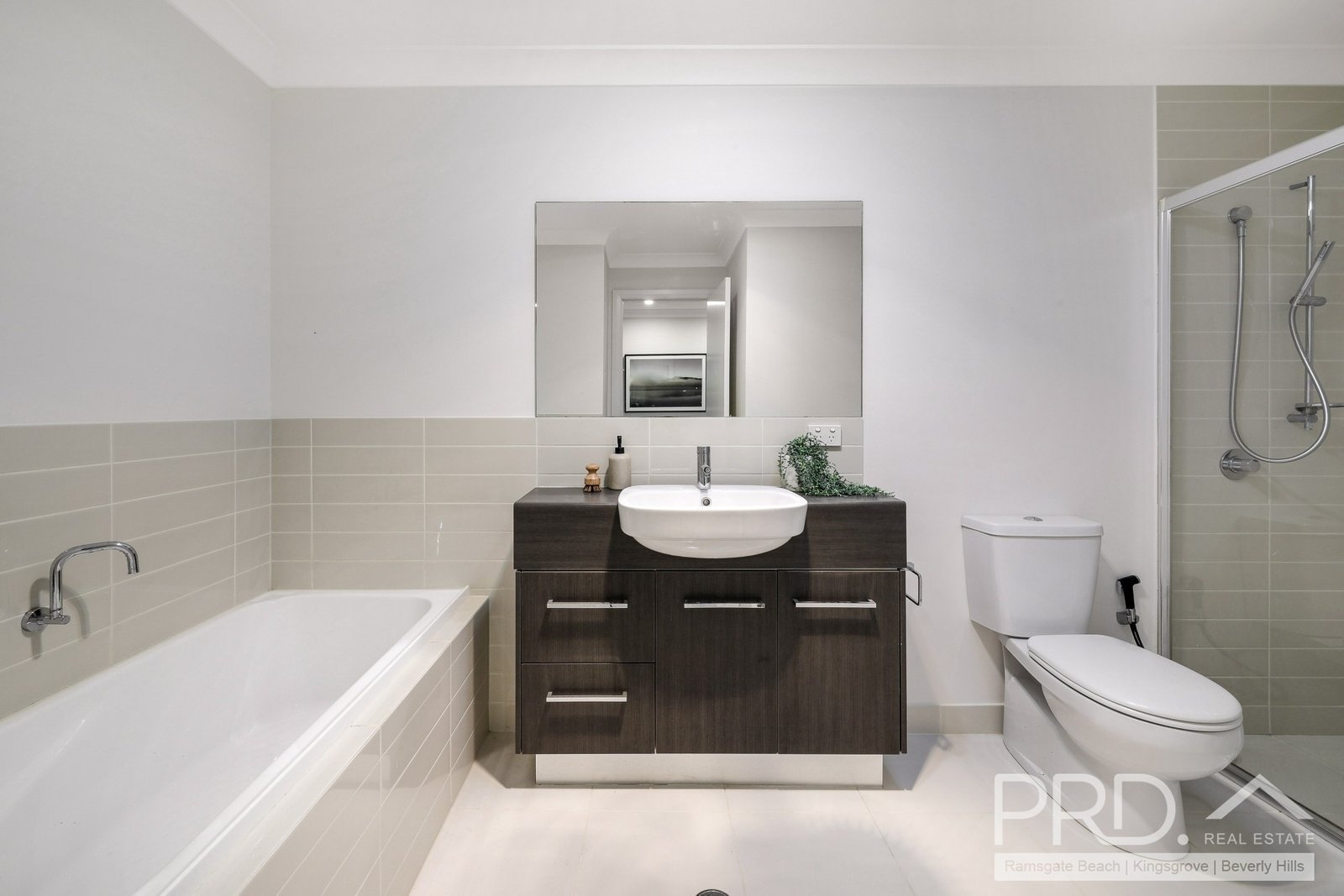 9 Esme Lane Parade  NARWEE 14