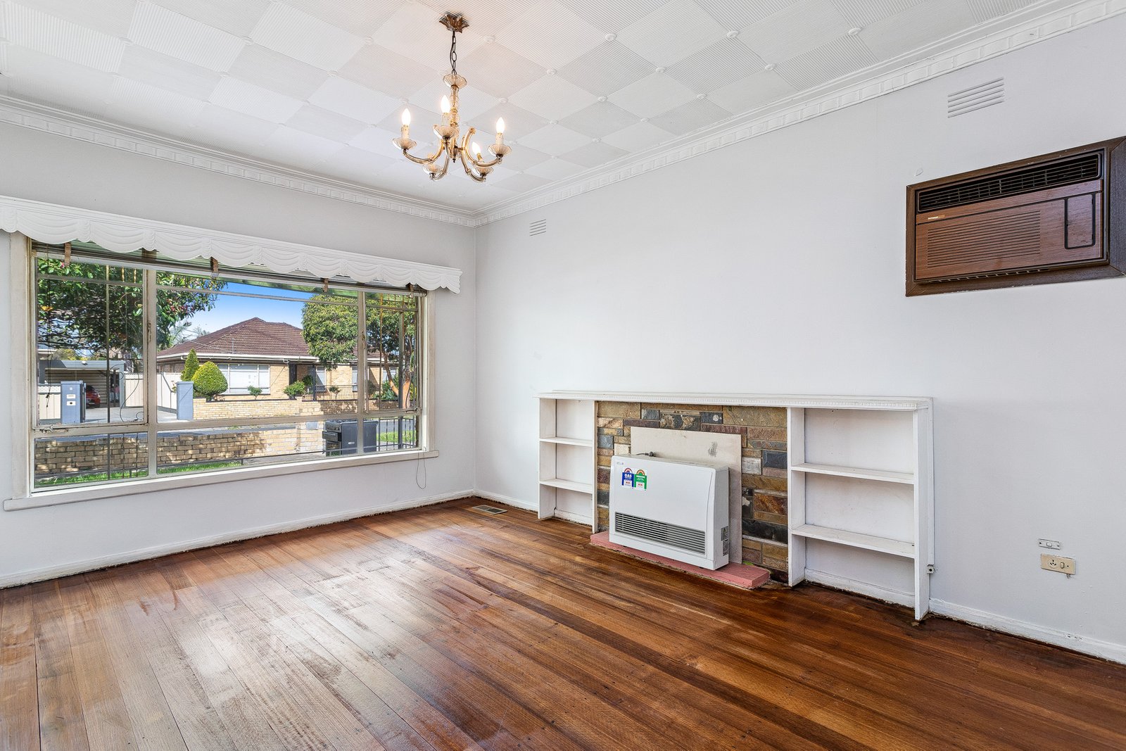 Gallery: 9 Estelle Court