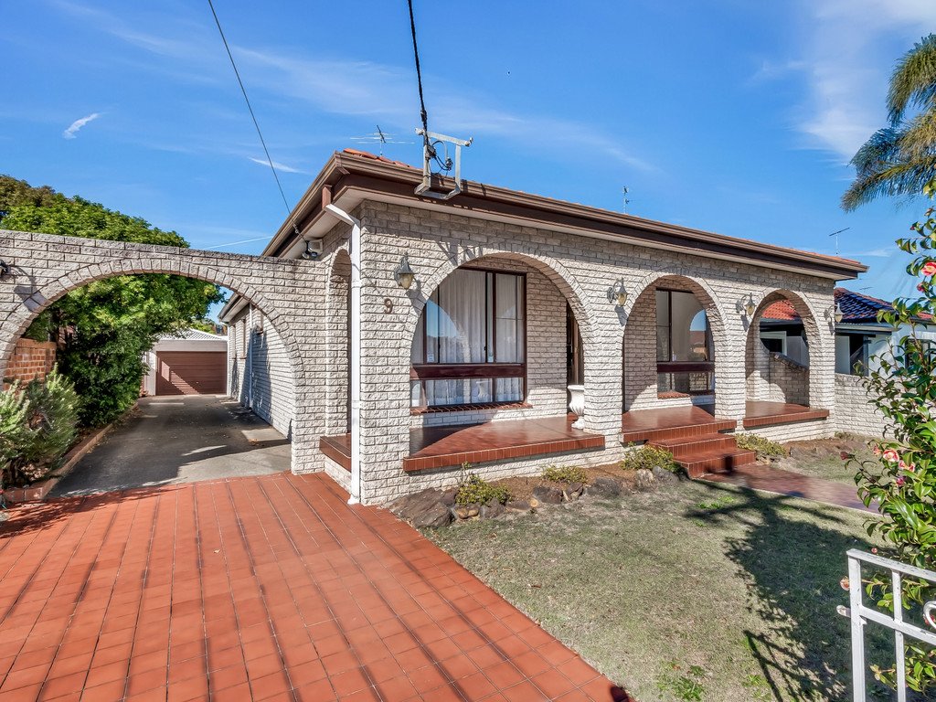9 Eyre Street CHIFLEY 1