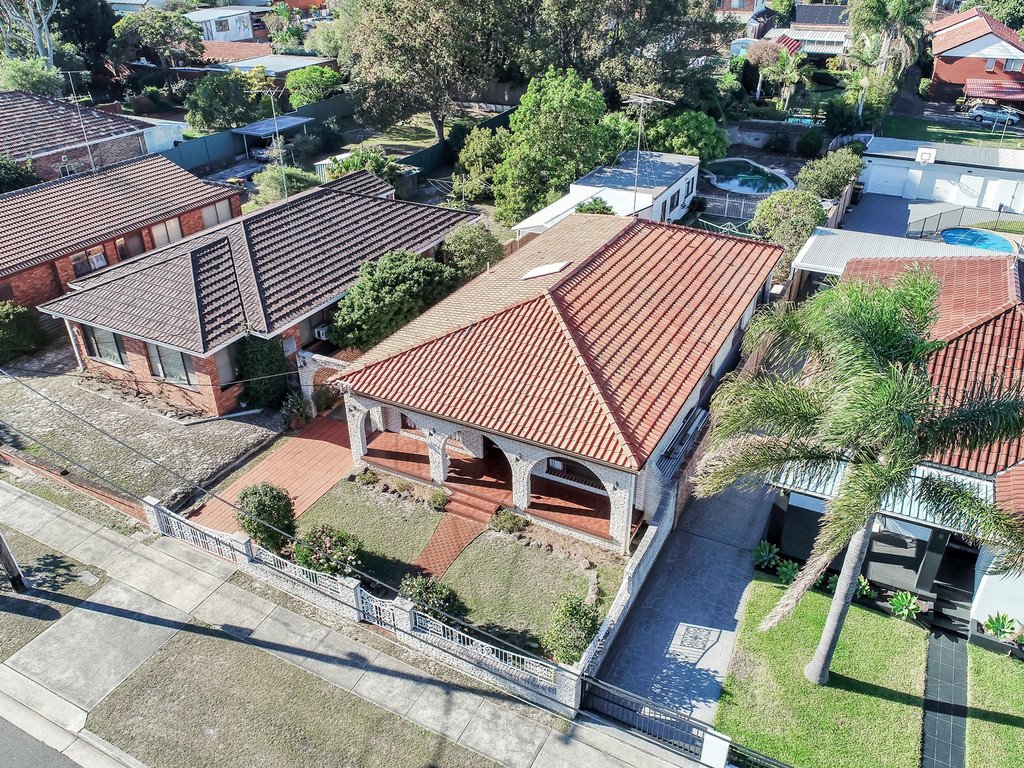 9 Eyre Street CHIFLEY 11