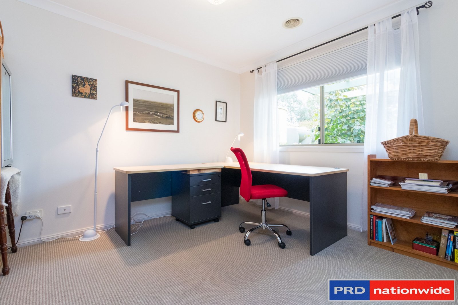 9 Falconer Place BUNGENDORE 11