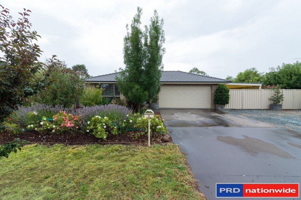 9 Falconer Place BUNGENDORE 14