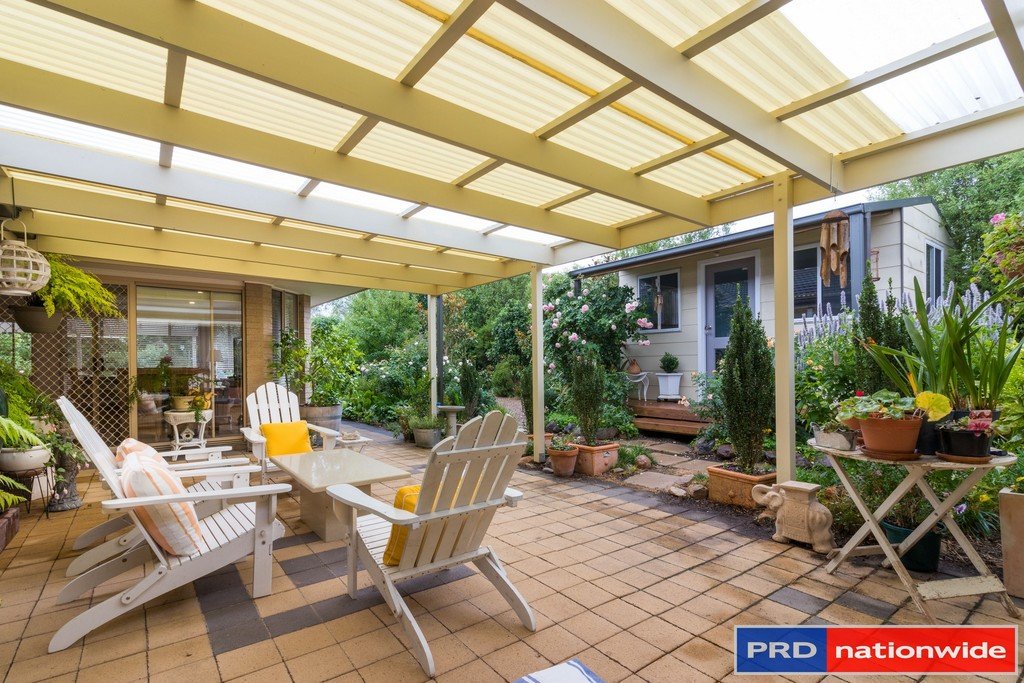 9 Falconer Place BUNGENDORE 19