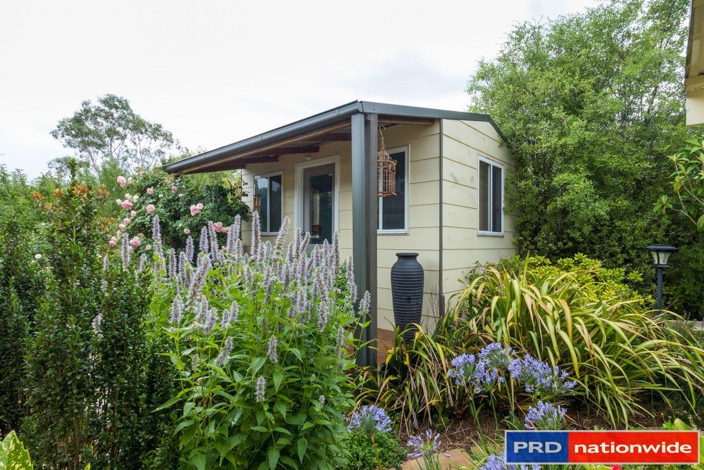 9 Falconer Place BUNGENDORE 23
