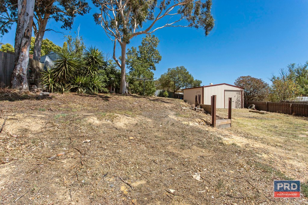 9 Farrell Court NORTH BENDIGO 12