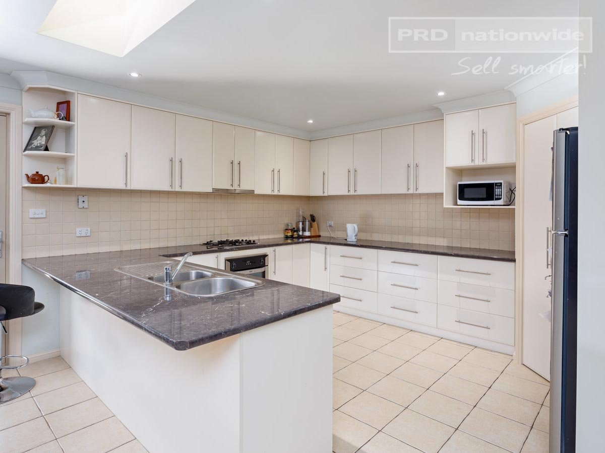 9 Fisher Place LLOYD 4