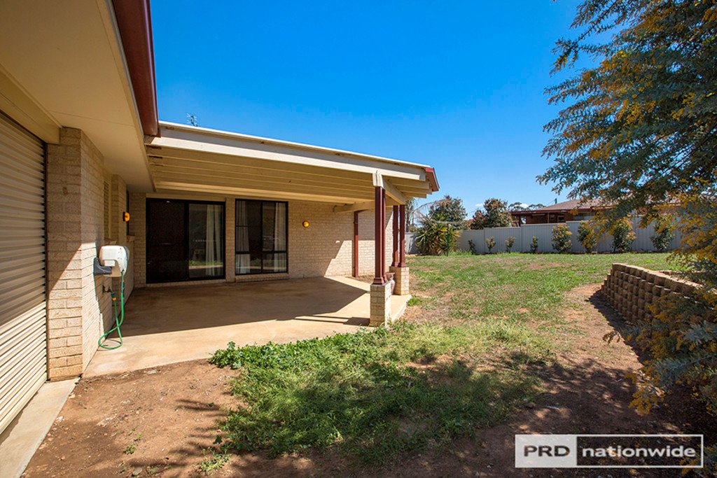 9 Fishermans Place TAMWORTH 19