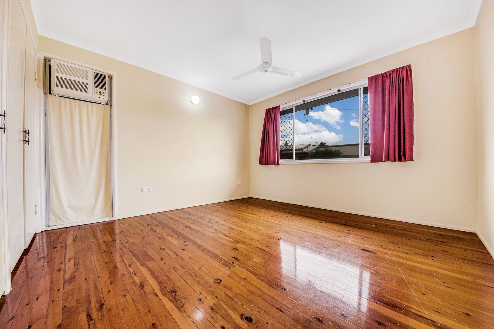9 Fitzroy Court BOYNE ISLAND 9
