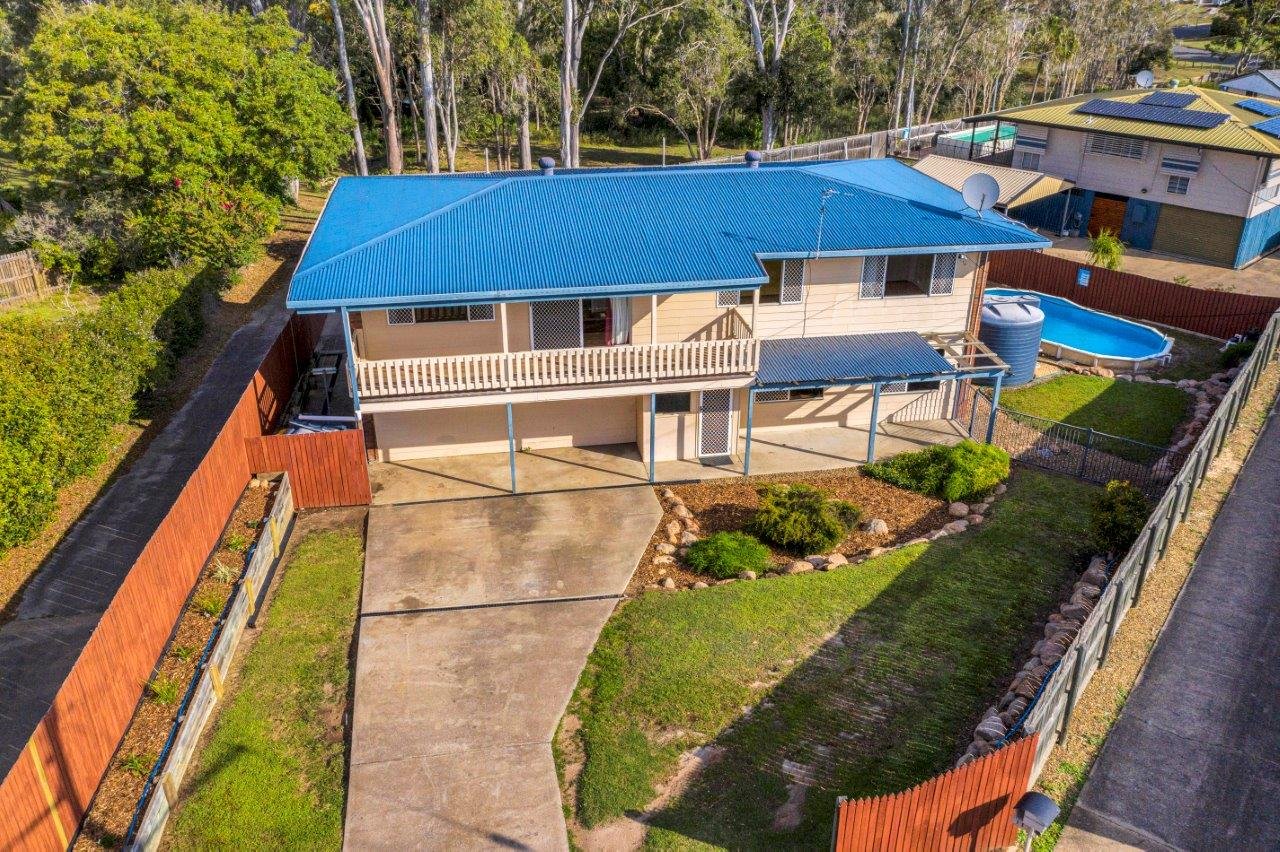 9 Fitzroy Court BOYNE ISLAND 18