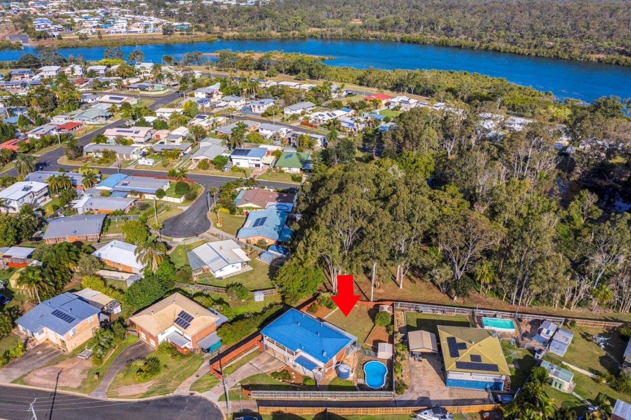 9 Fitzroy Court BOYNE ISLAND 19