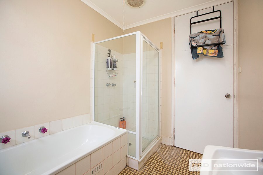 9 Flemming Crescent TAMWORTH 6