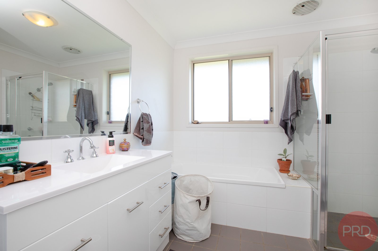 9 Fonda Avenue RUTHERFORD 12