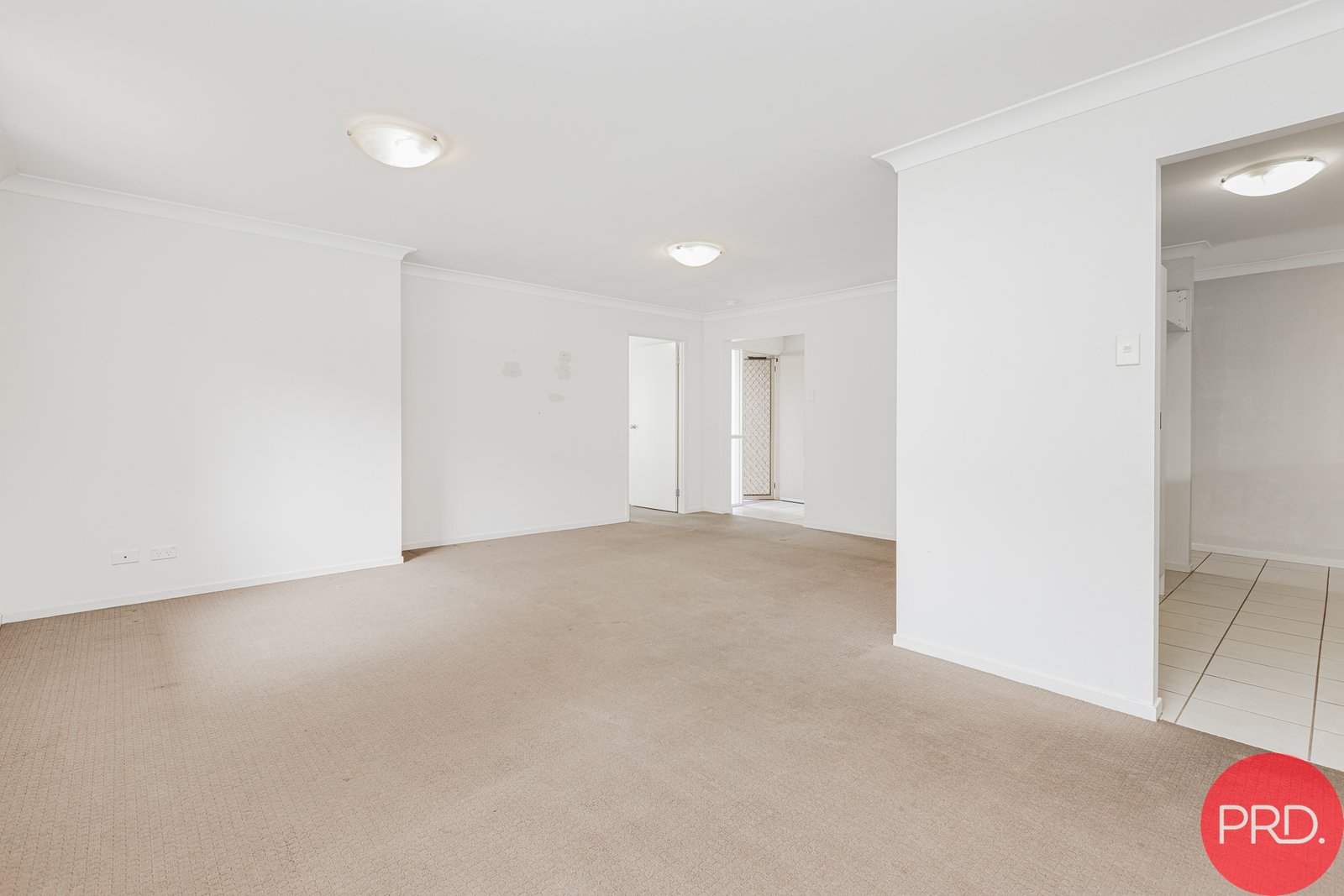 9 Fonda Avenue RUTHERFORD 3