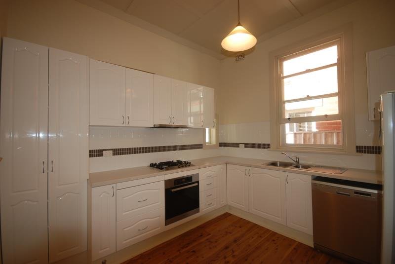 9 Fox Street WAGGA WAGGA 5