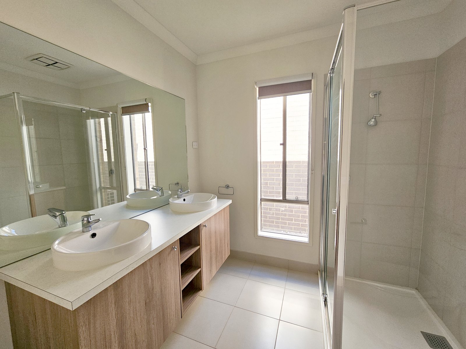 Gallery: 9 Fragrant Drive