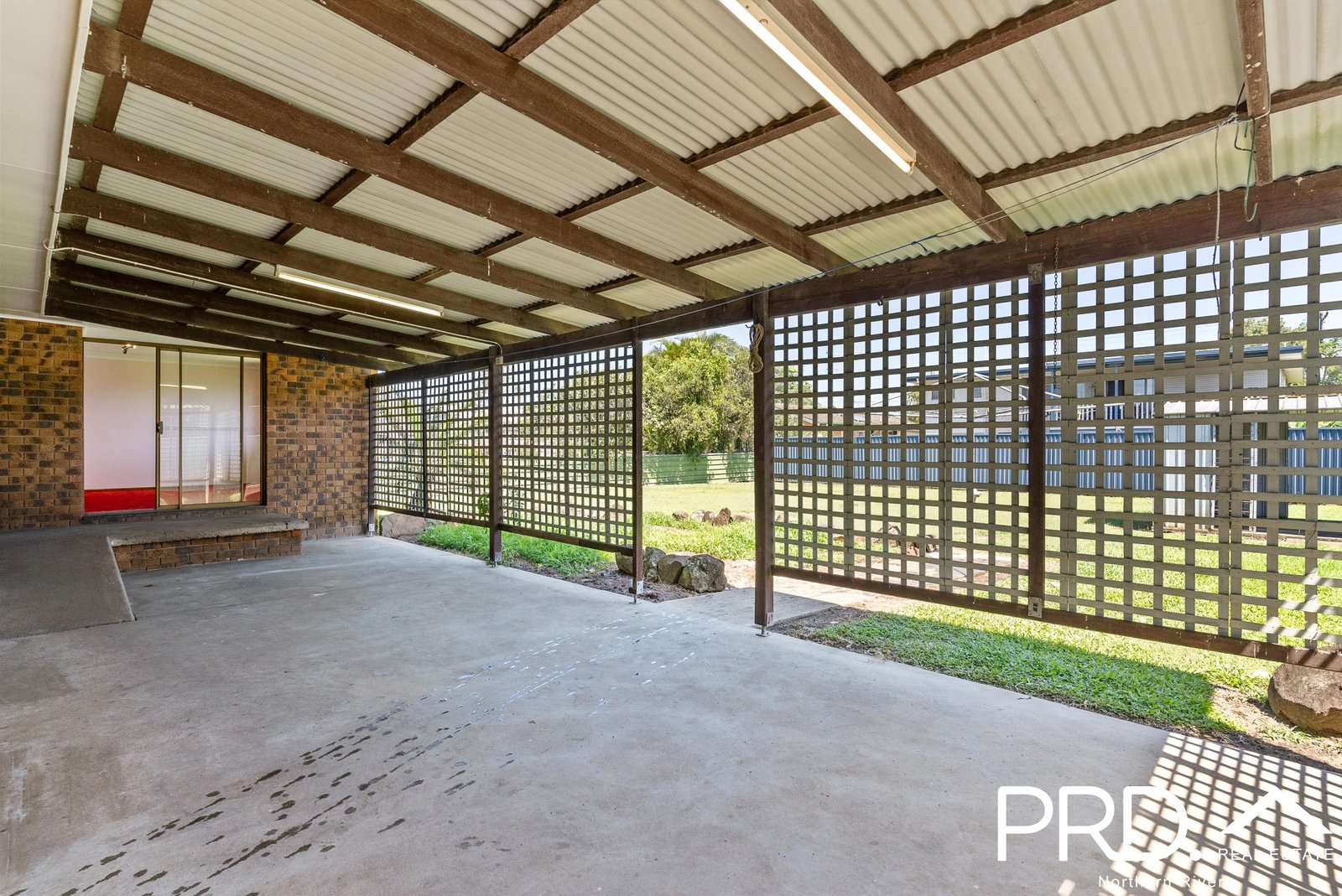 9 Frances Street CASINO 3