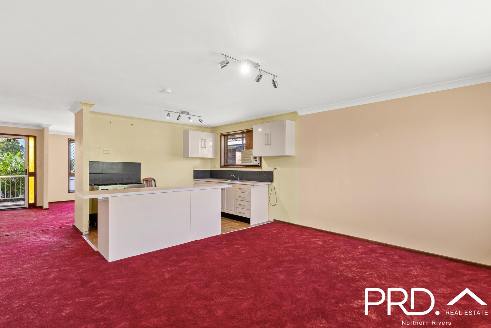 9 Frances Street CASINO 5