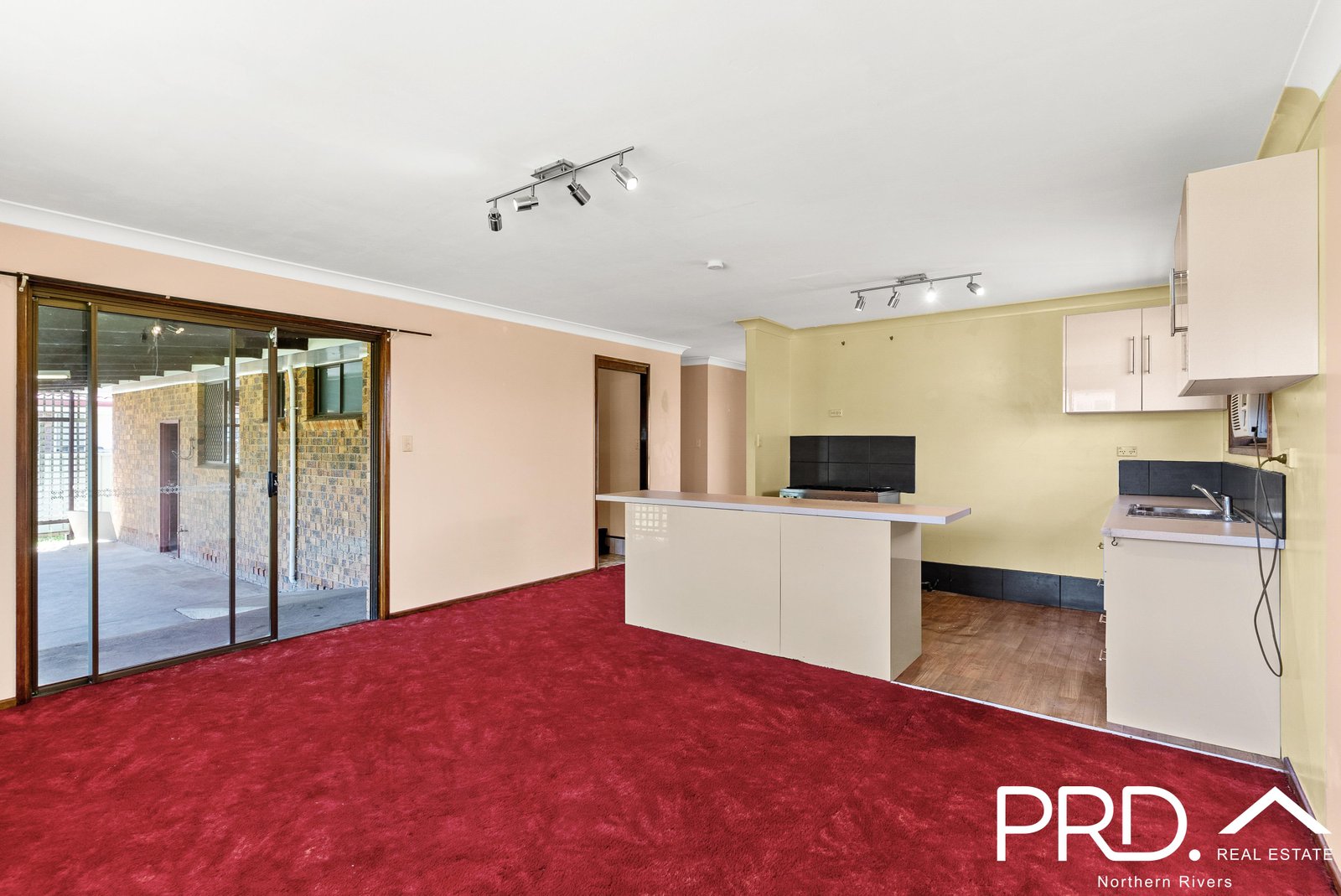 9 Frances Street CASINO 6